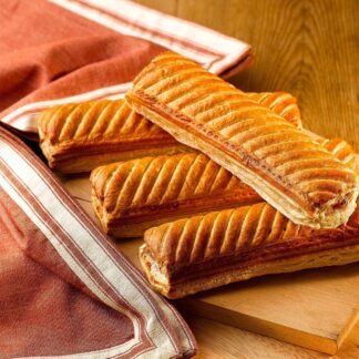 Wrights Jumbo Sausage Roll
